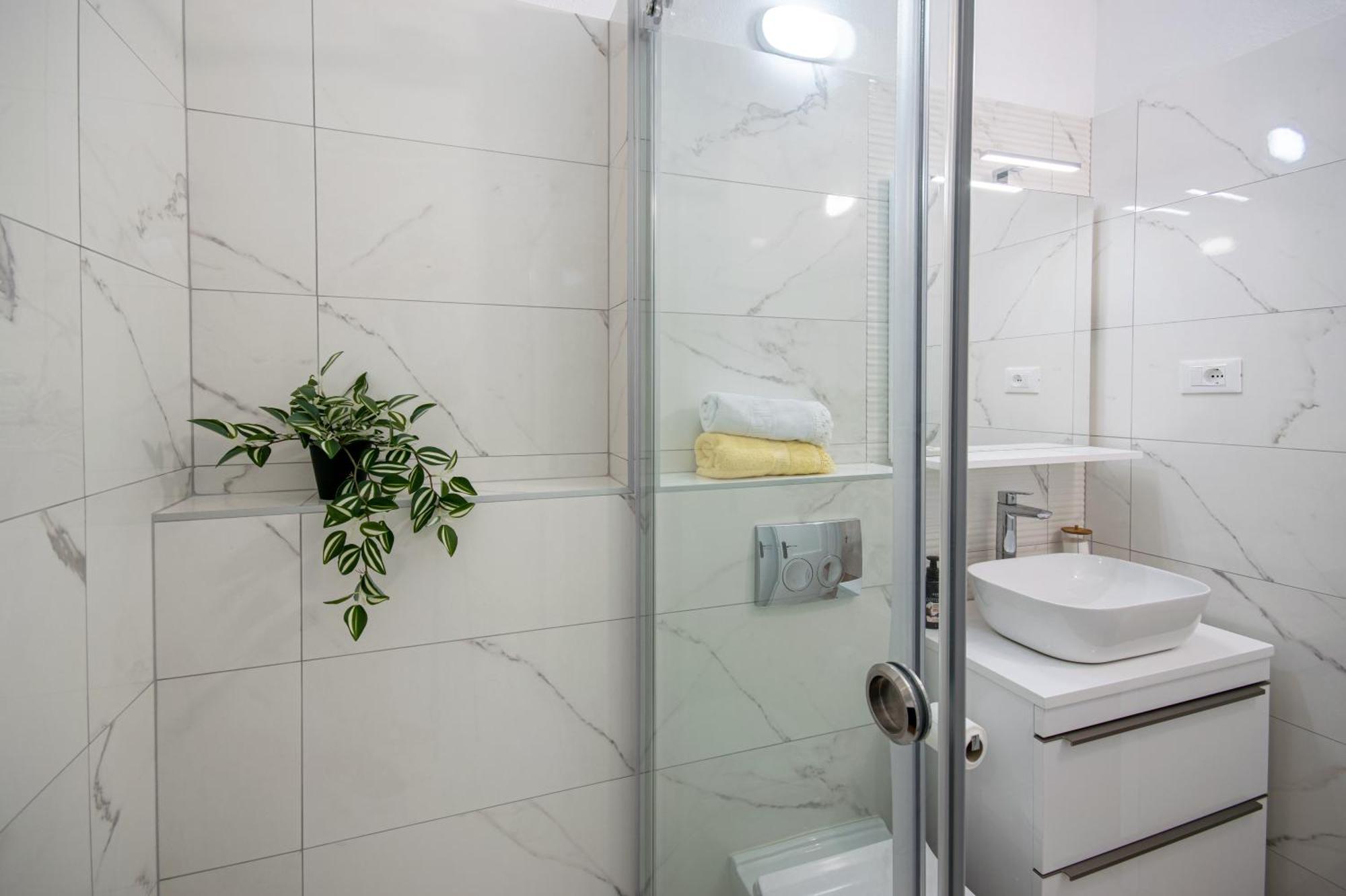 Apartments Filipeti Makarska Kültér fotó