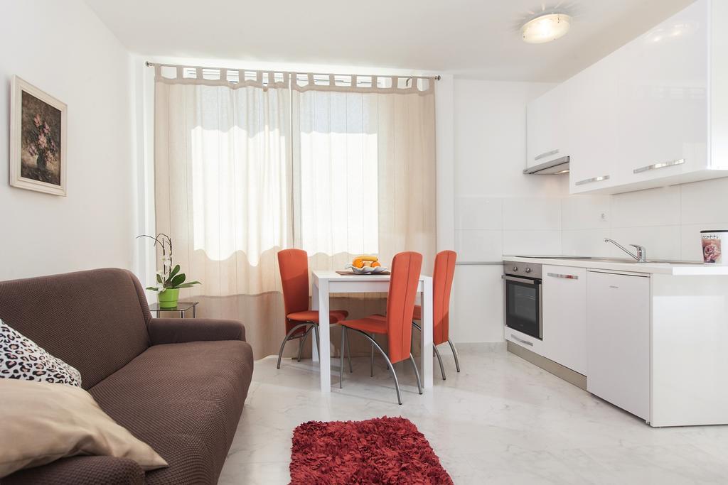 Apartments Filipeti Makarska Kültér fotó