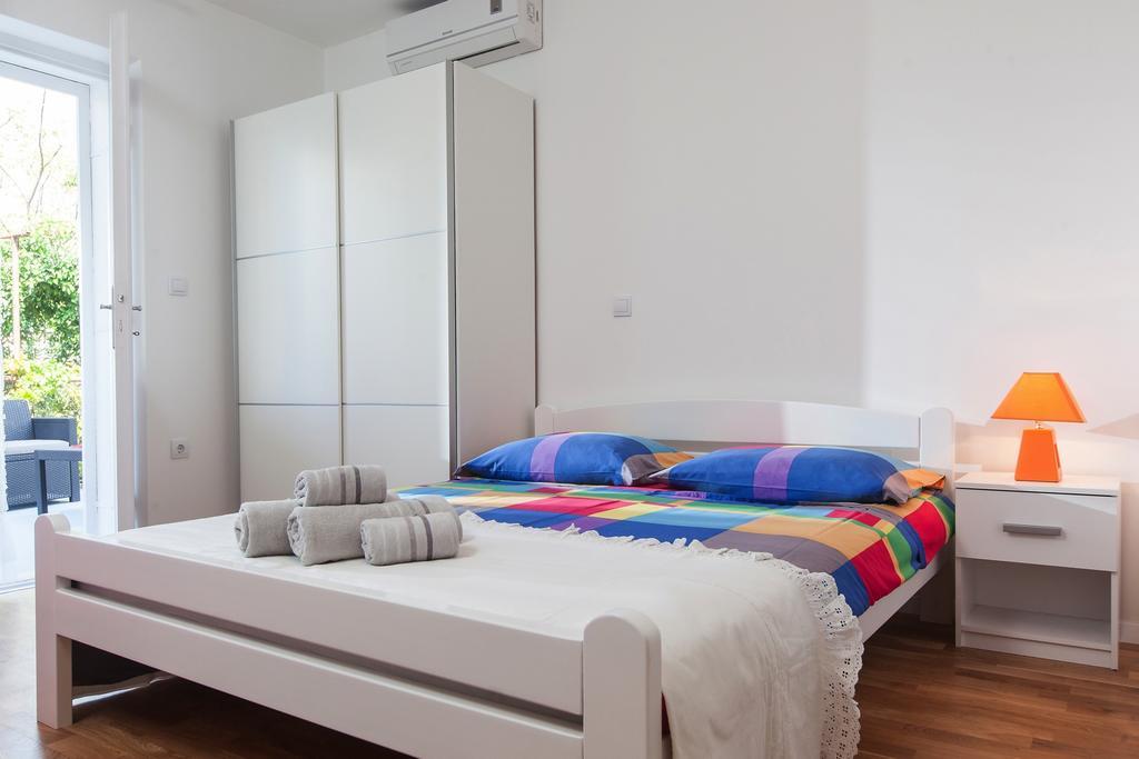 Apartments Filipeti Makarska Kültér fotó